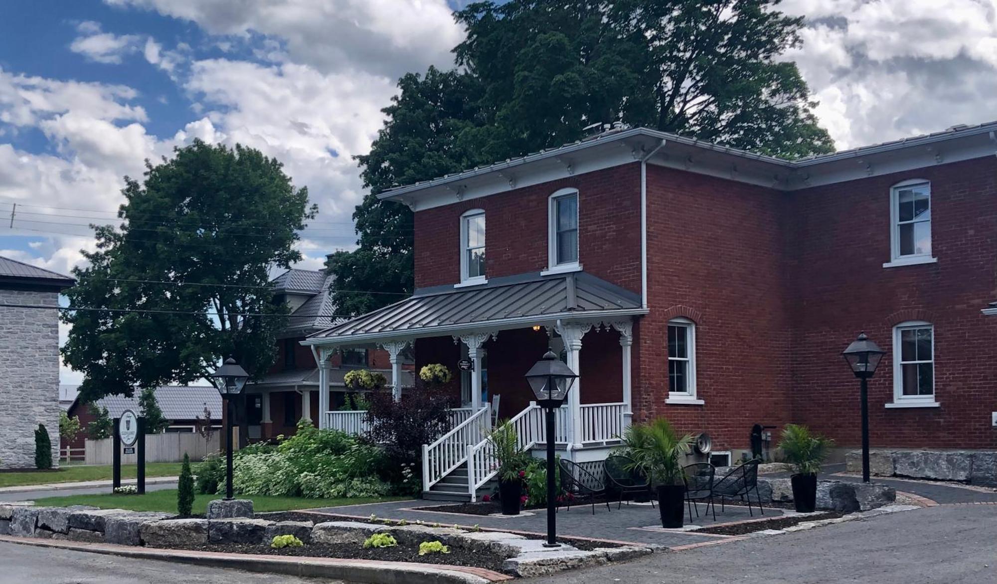 Auberge Glengarry Inn, The Mystic Glen Robertson Exteriér fotografie
